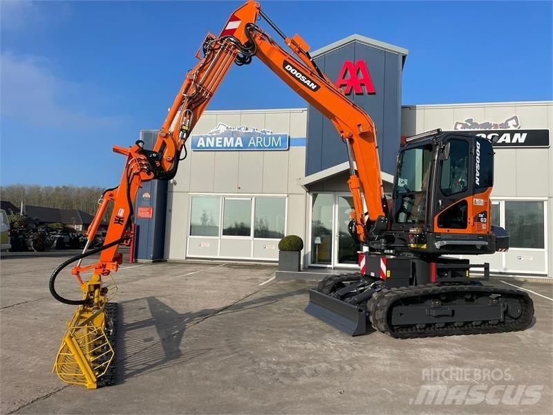 Doosan DX63-3 Mini excavators  7t - 12t
