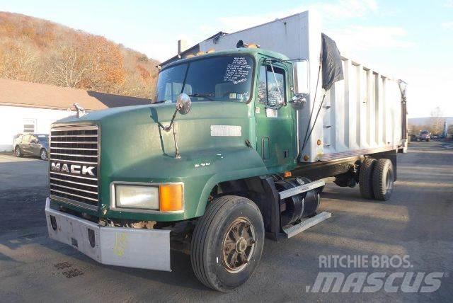 Mack CH612 Tipper trucks