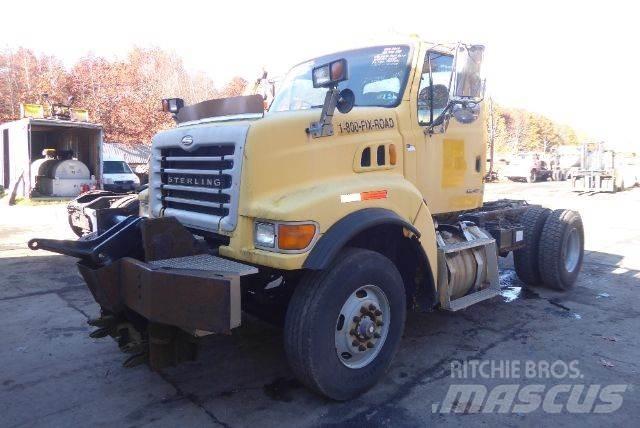 Sterling L8500 Chassis Cab trucks