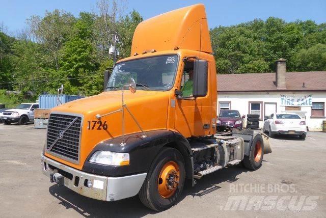 Volvo VNM42T Chassis Cab trucks