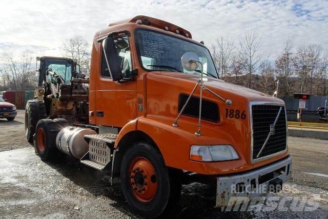 Volvo VNM42T Chassis Cab trucks