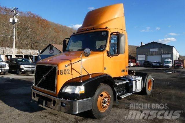 Volvo VNM42T Chassis Cab trucks