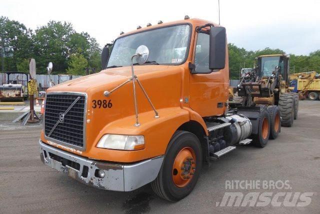 Volvo VNM64T Chassis Cab trucks