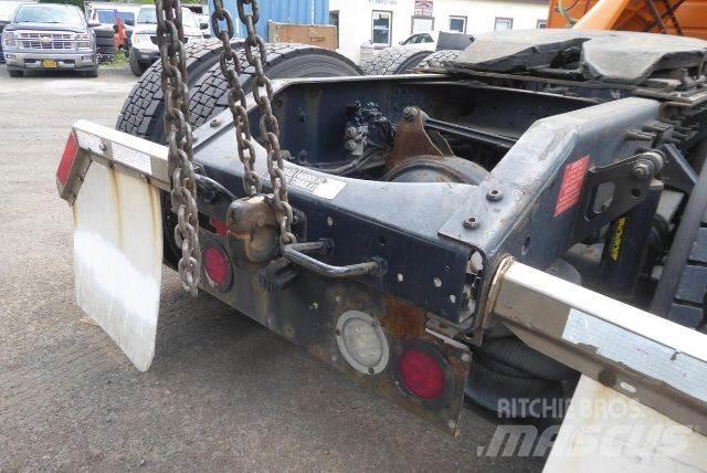 Volvo VNM64T Chassis Cab trucks
