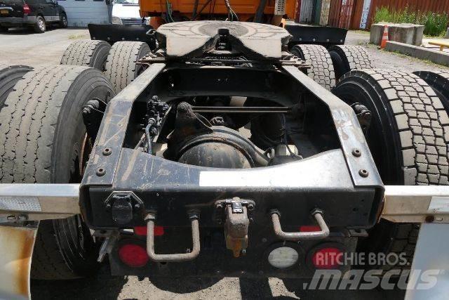 Volvo VNM64T Chassis Cab trucks