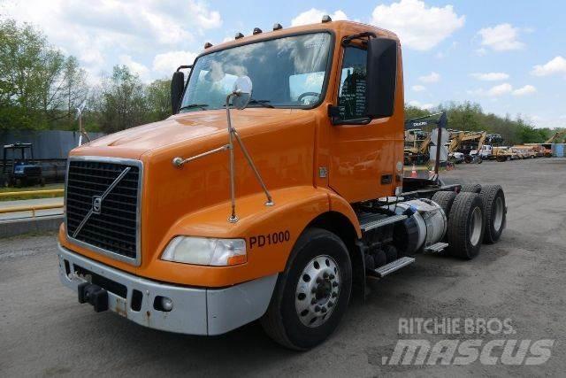Volvo VNM64T Chassis Cab trucks