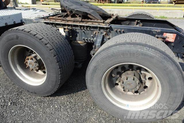 Volvo VNM64T Chassis Cab trucks