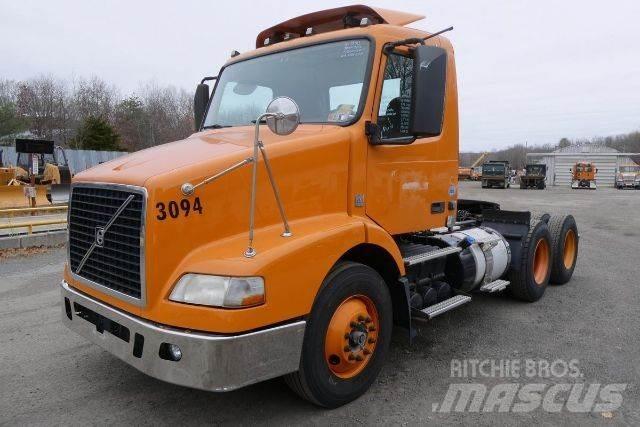 Volvo VNM64T Chassis Cab trucks