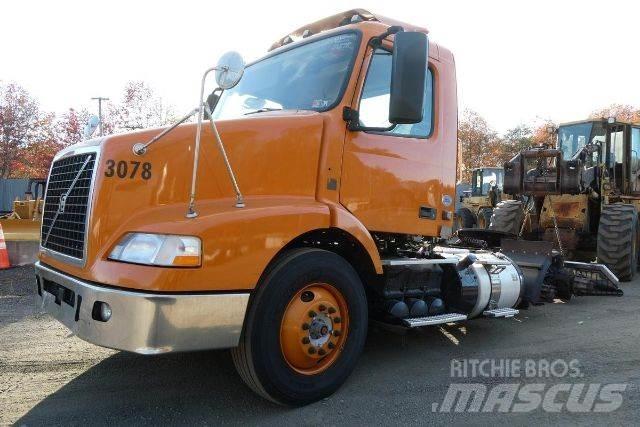 Volvo VNM64T Chassis Cab trucks