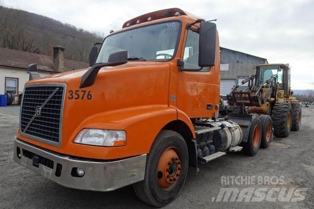 Volvo VNM64T Chassis Cab trucks