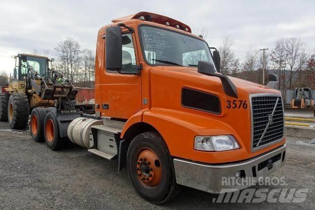 Volvo VNM64T Chassis Cab trucks