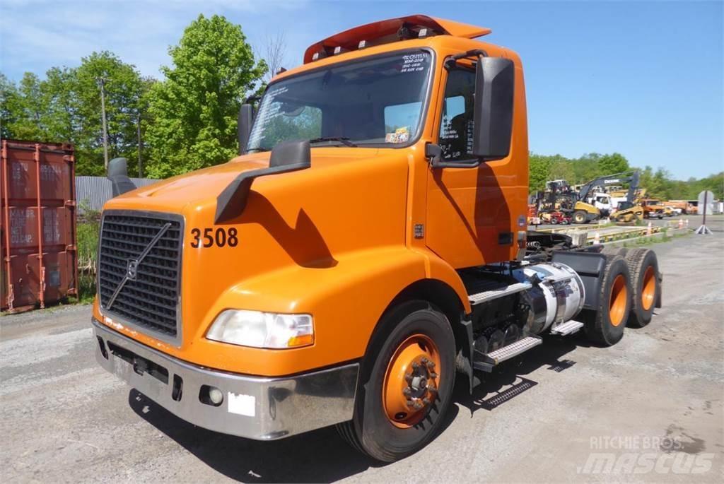 Volvo VNM64T Chassis Cab trucks