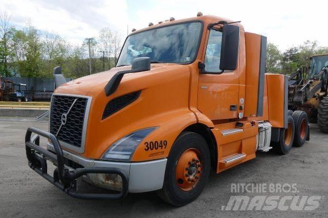 Volvo VNR64T300 Chassis Cab trucks