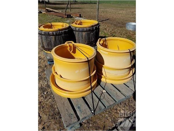 Volvo A25G Tyres, wheels and rims