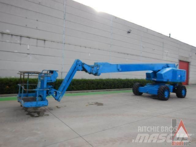 Aichi SP21AJ Articulated boom lifts