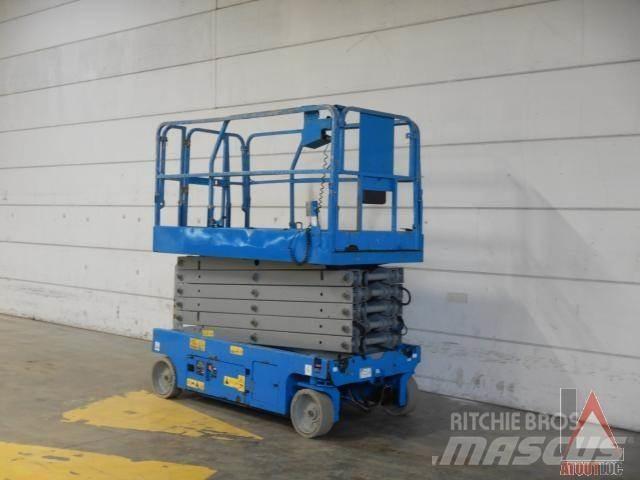 Genie GS-4047 Articulated boom lifts