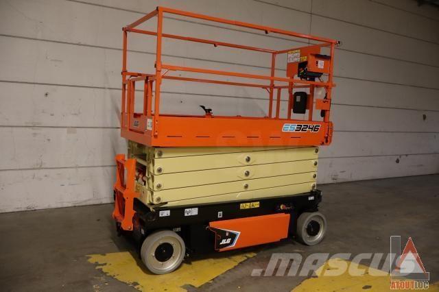 JLG ES3246 Articulated boom lifts