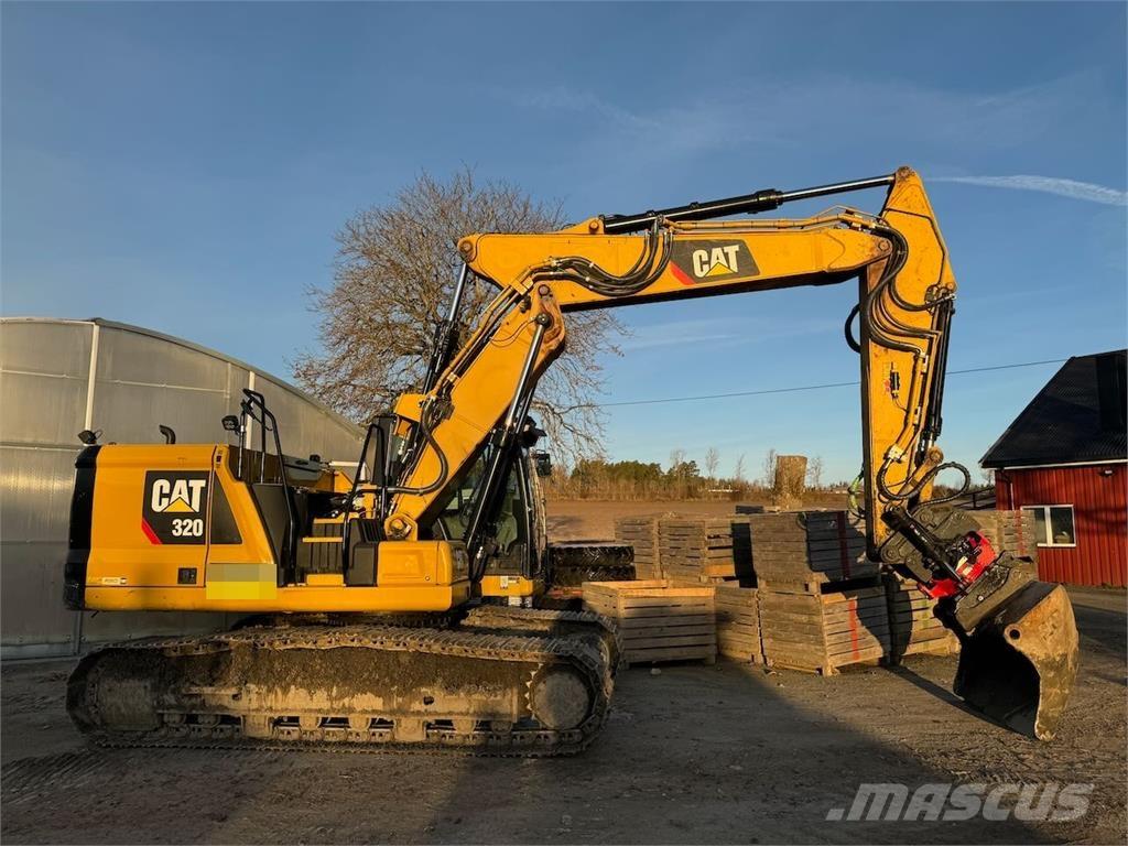 CAT 320 Crawler excavators