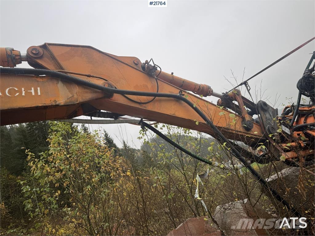 Hitachi FH 220 LC Crawler excavators
