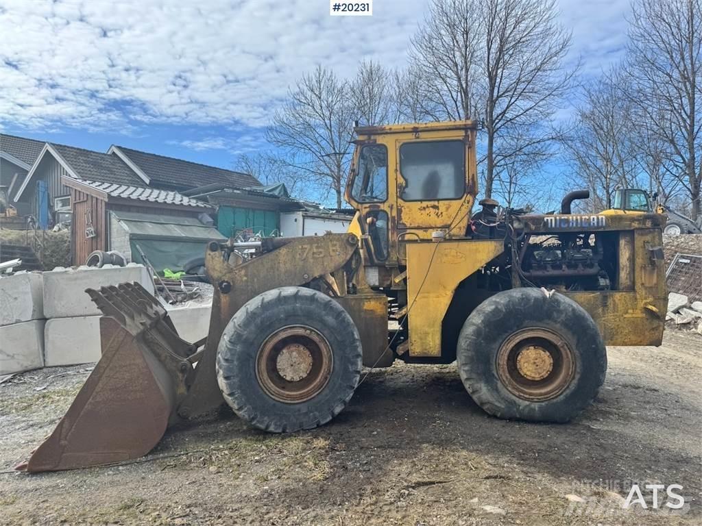 Michigan 75B Wheel loaders