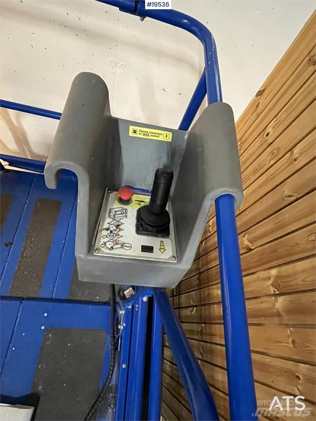 UpRight X26N Other lifts and platforms