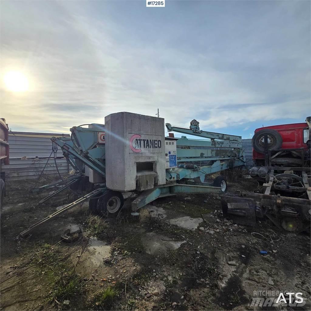 Cattaneo CM61R Other Cranes