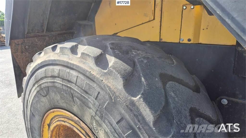 Komatsu WA380-5H Wheel loaders