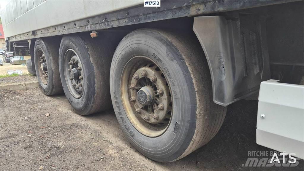Krone SD Curtain sider semi-trailers