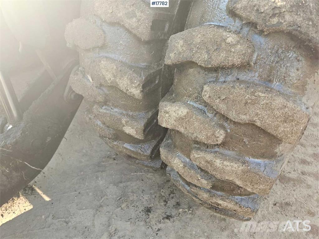 Liebherr A 904 Wheeled excavators