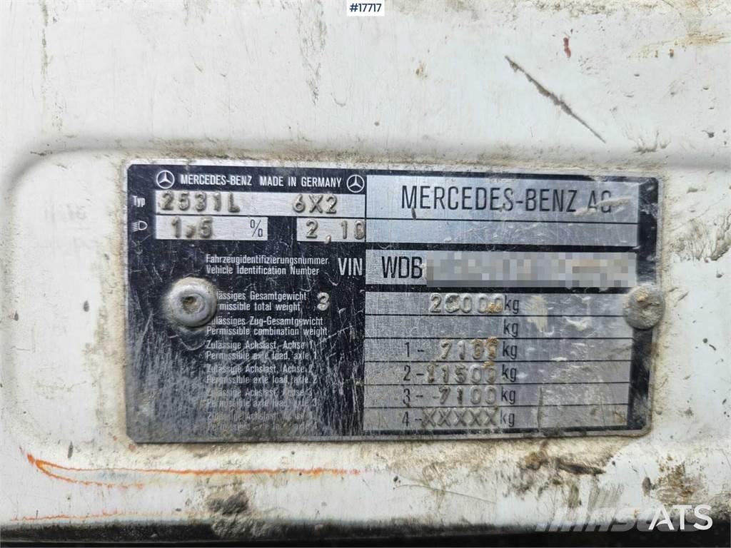 Mercedes-Benz 3734 Concrete/mortar mixers