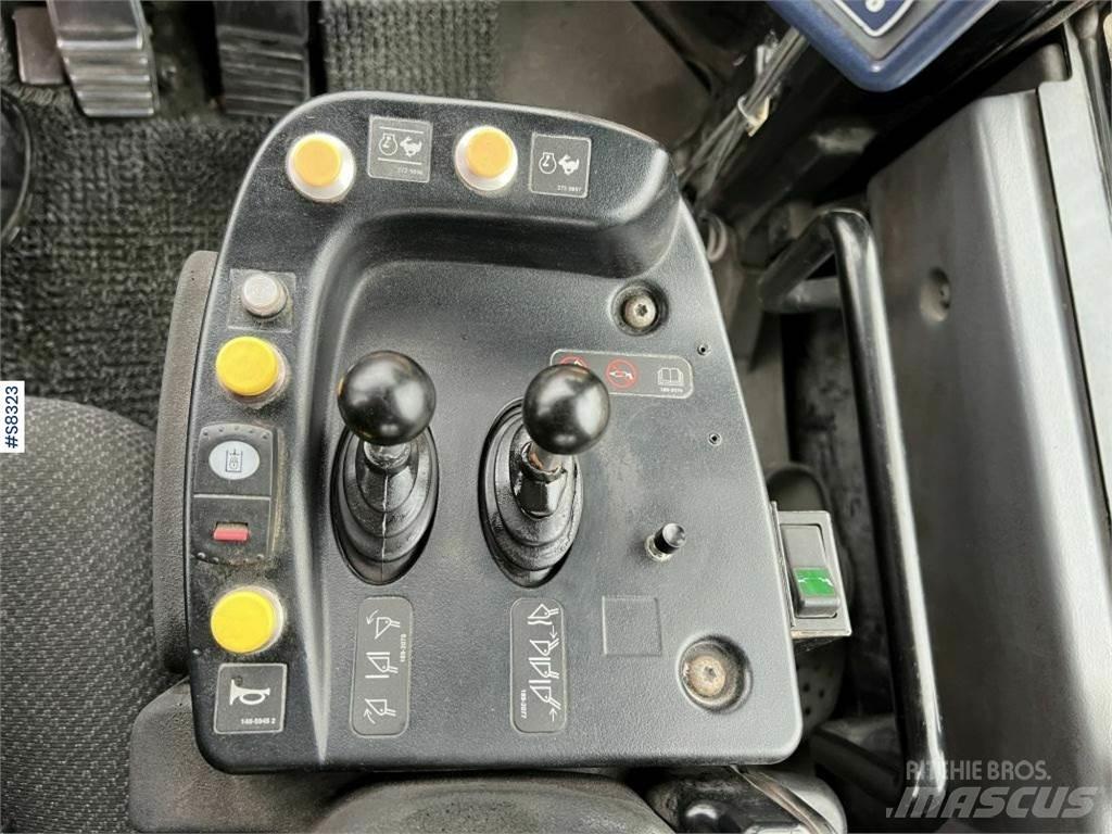 CAT 988H Wheel dozers