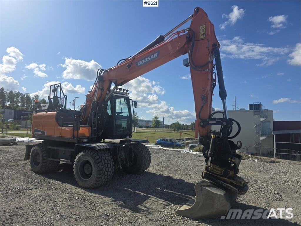 Doosan DX160W-5 Wheeled excavators