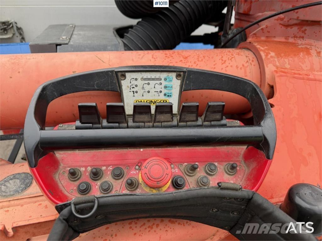 Scania G400 Truck mounted cranes