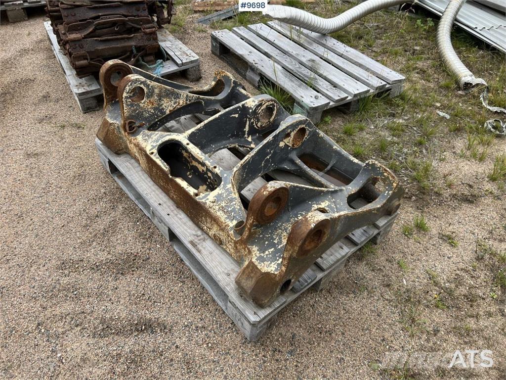 Volvo bracket Other components