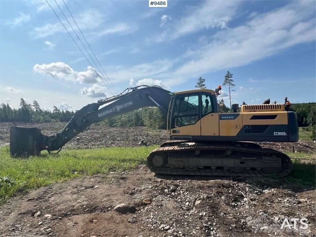 Volvo EC300DL Crawler excavators