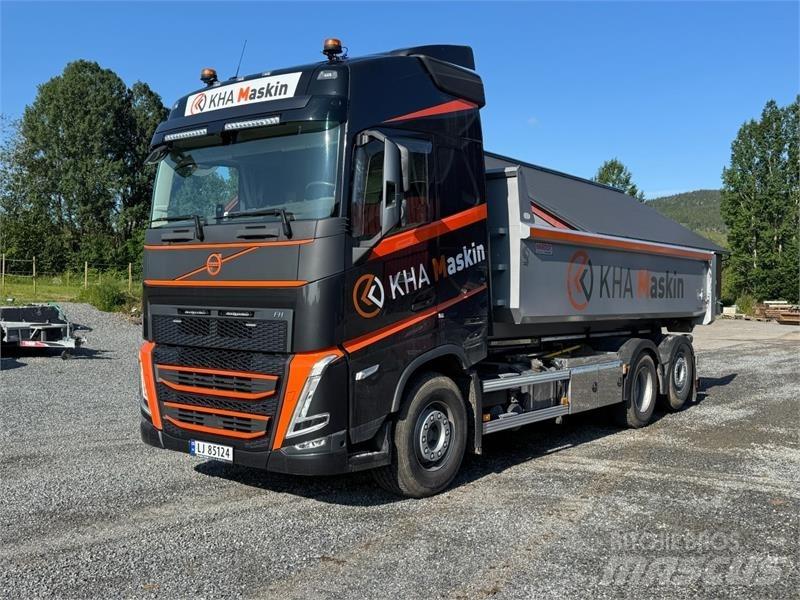 Volvo FH Hook lift trucks