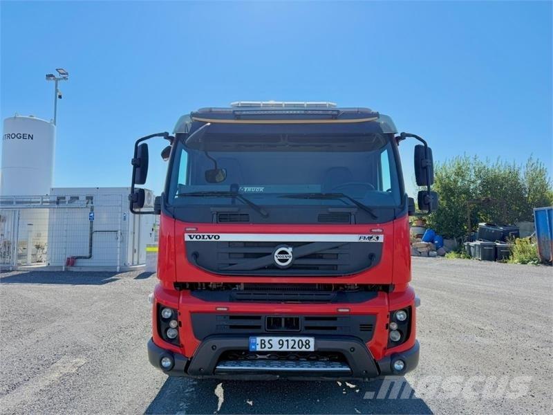 Volvo FMX Hook lift trucks