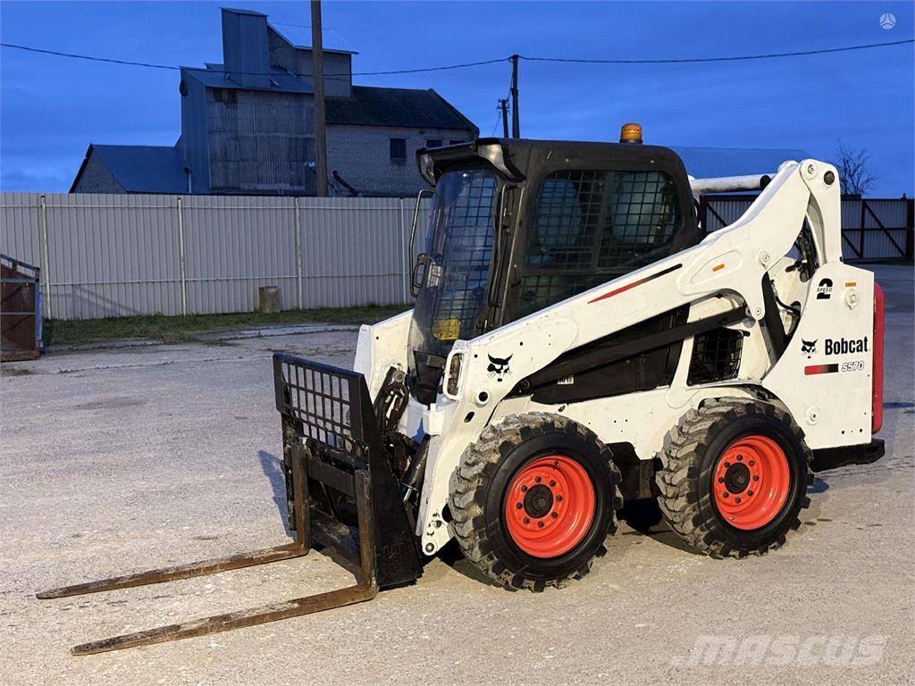 Bobcat S570 Mini loaders