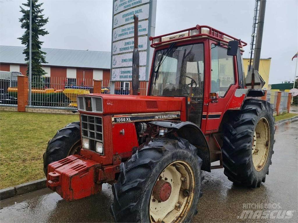 Case IH 1056 XL Tractors