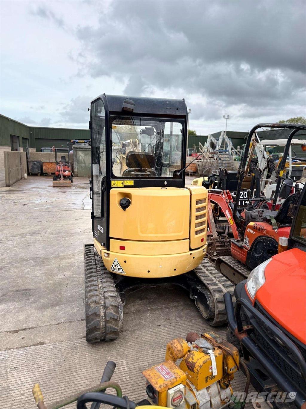 CAT 302.7 DCR Mini excavators < 7t (Mini diggers)