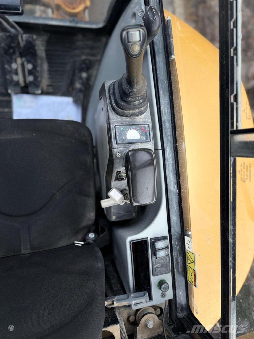 CAT 302.7 DCR Mini excavators < 7t (Mini diggers)