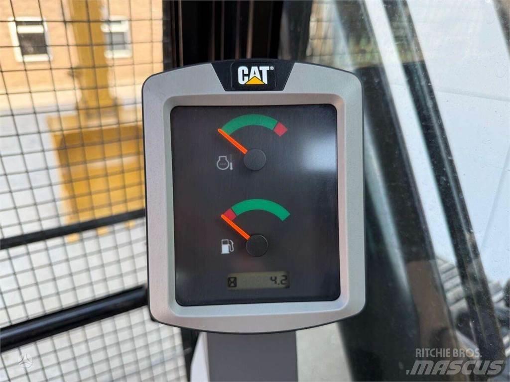 CAT 320D3 Crawler excavators