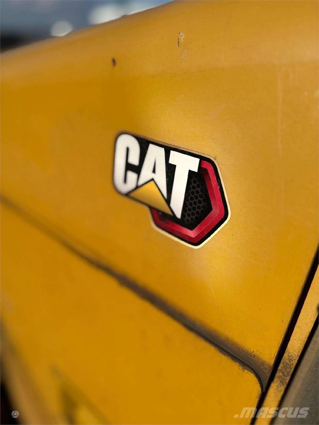 CAT D5 K Crawler dozers