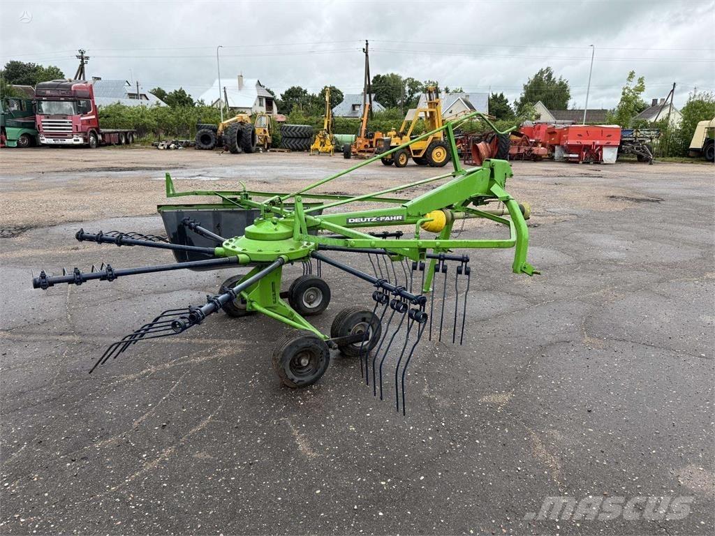 Deutz-Fahr 300 Feed mixer