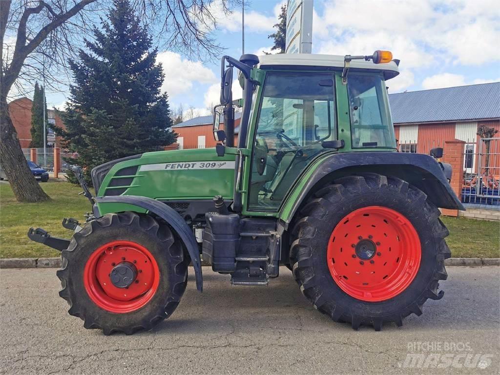 Fendt 309 Vario Tractors