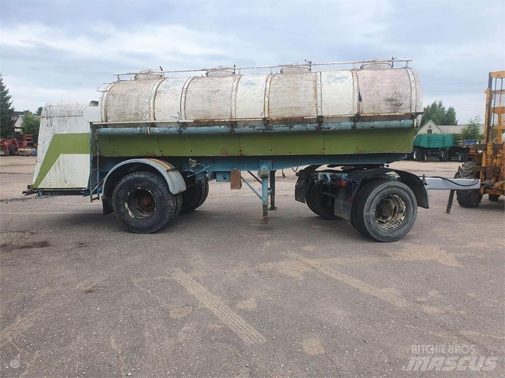 Fortschritt 900 Farm machinery
