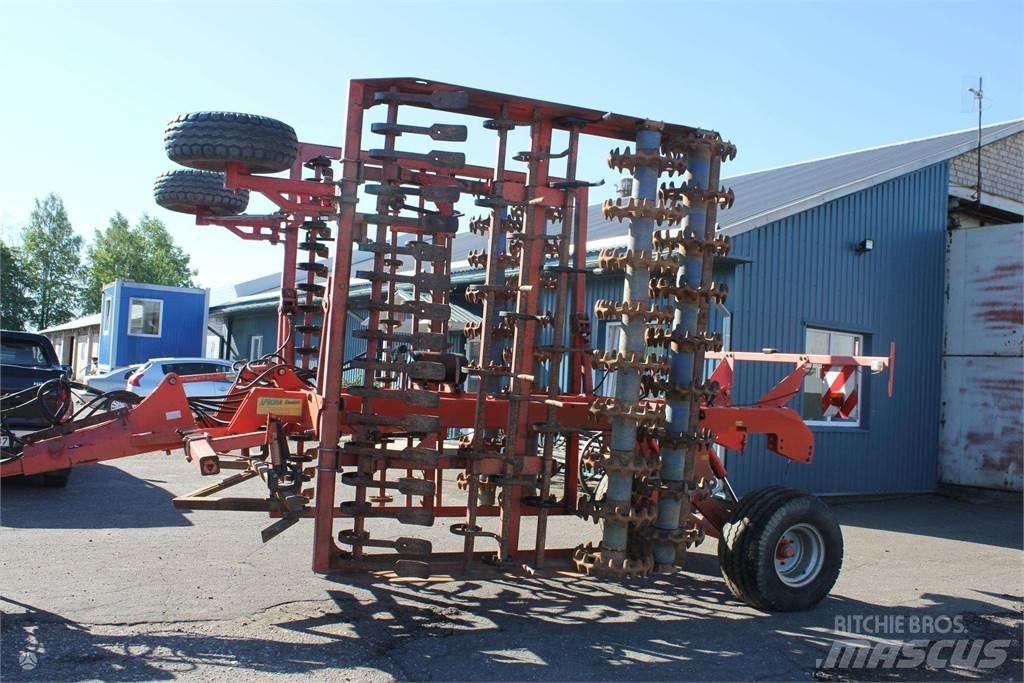Howard HM600 Farm machinery