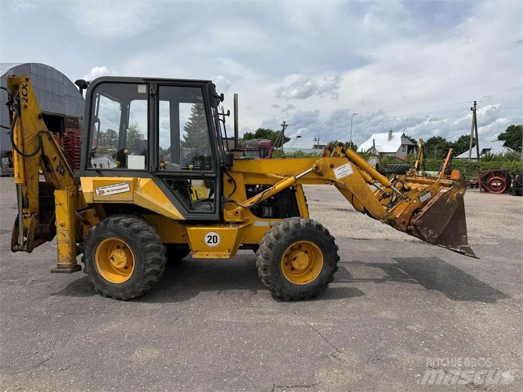 JCB 2CX Backhoe
