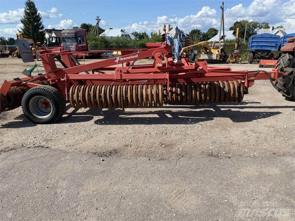 Kverneland 920 Farm machinery