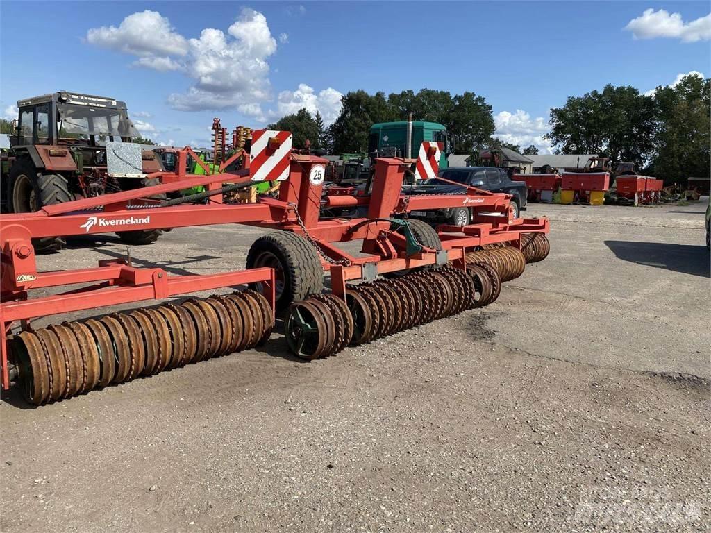 Kverneland 920 Farm machinery